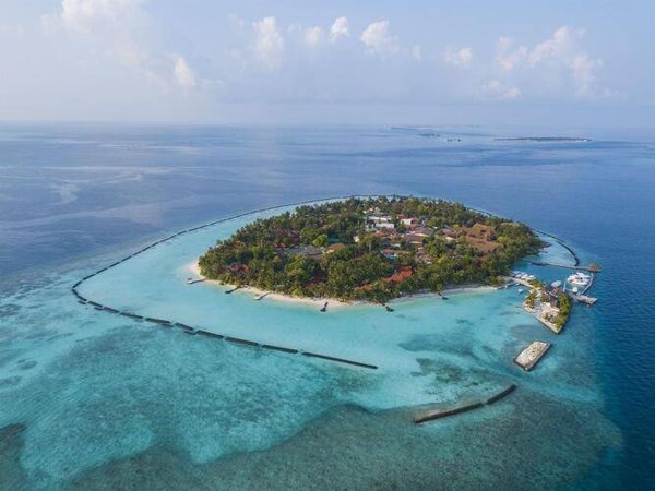 Горящий тур на Мальдивы — отель Kurumba Maldives (Северный Мале Атолл)