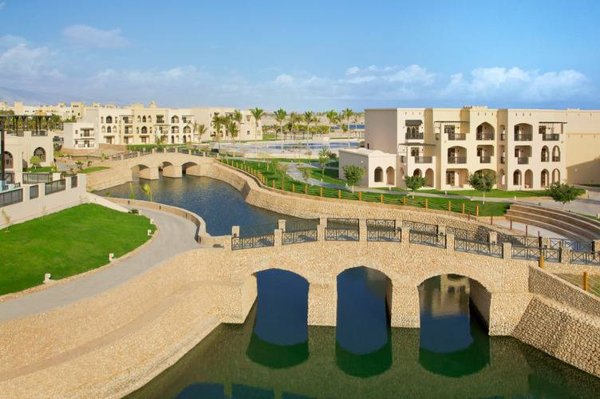 Горящий тур в Оман — отель Salalah Rotana Resort (Така)