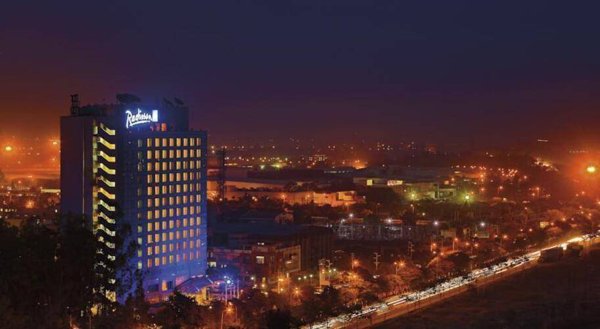 Горящий тур в Индию — отель Radisoon Blu Hotel Greater Noida (Нью-Дели)