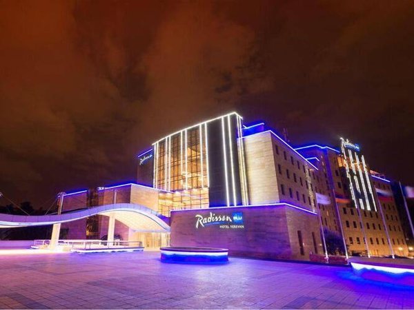 Горящий тур в Армению — отель Radisson Blu Hotel Yerevan (Ереван)