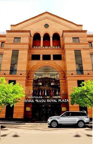 Горящий тур в Армению — отель Royal Plaza (Ереван)