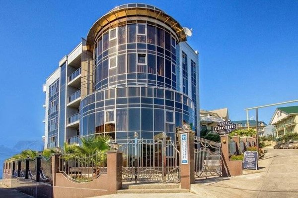 Горящий тур по России (Сочи, Адлер, Кисловодск, Архыз ...) — отель Encino Hotel (Адлер)