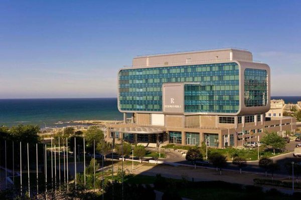 Горящий тур по 27 направлениям — отель Renaissance Aktau Hotel (Актау)