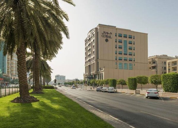 Горящая путевка в ОАЭ (Дубай, Абу-Даби и т.д.) — отель Coral Deira Dubai (Дейра)