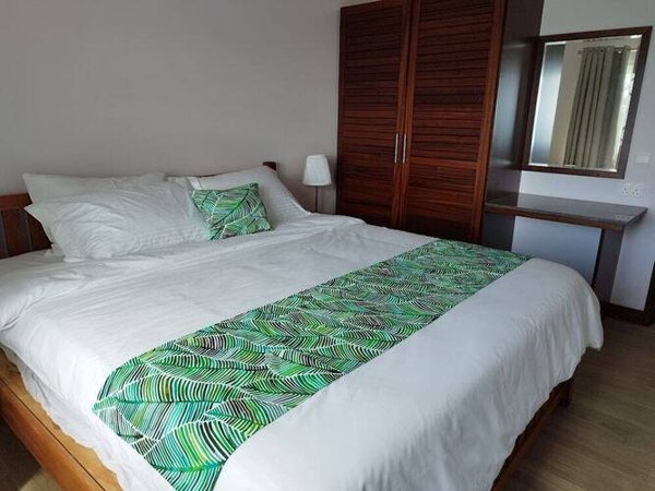 Горящий тур на Сейшелы — отель Crystal Shores Self Catering Apartments (о. Маэ)