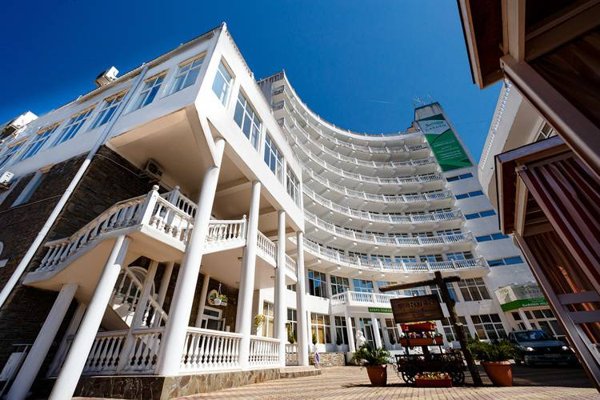 Горящий тур по России (Сочи, Адлер, Кисловодск, Архыз ...) — отель Garden Hills Hotel 3 (Хостинский район)