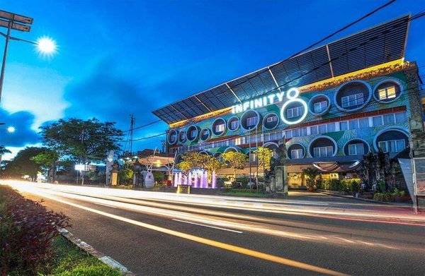 Горящий тур на Бали — отель Infinity8 Bali (Джимбаран)