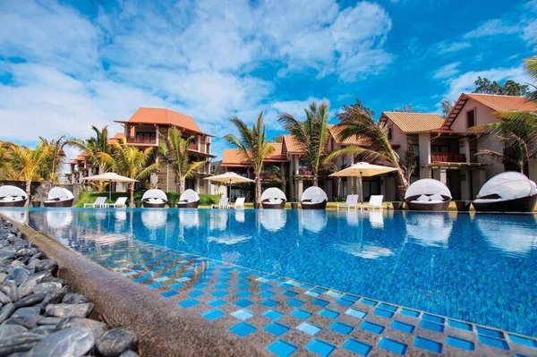 Горящий тур на Маврикий — отель Crystals Beach Resort Belle Mare (Восточное побережье)
