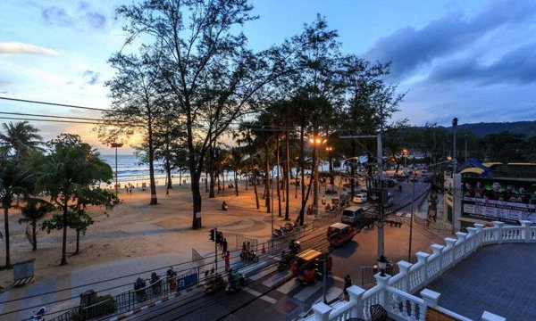 Горящий тур в Таиланд — отель Island Patong Beachfront Hotel (Патонг Бич)