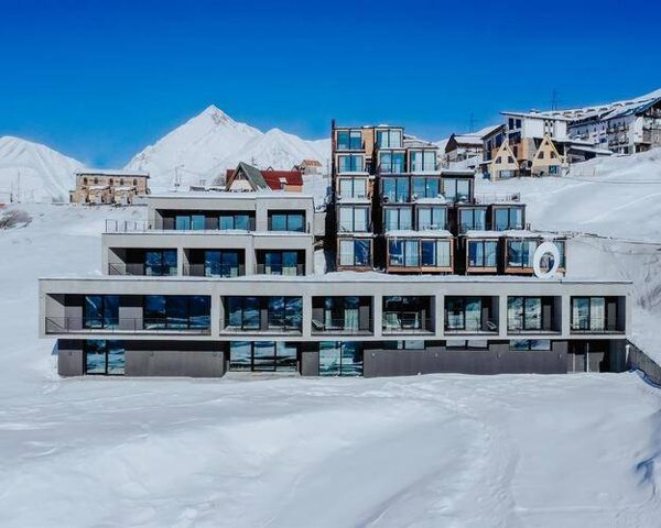 Горящий тур в Грузию — отель Quadrum Ski And Yoga Resort (Гудаури)