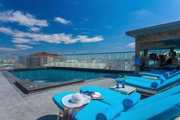 Горящий тур в Таиланд — отель Shilat Avenue Pattaya (Ex. Centra By Centara Avenue Hotel Pattaya, Centra Avenue Pattaya) (Центральная Паттайя)
