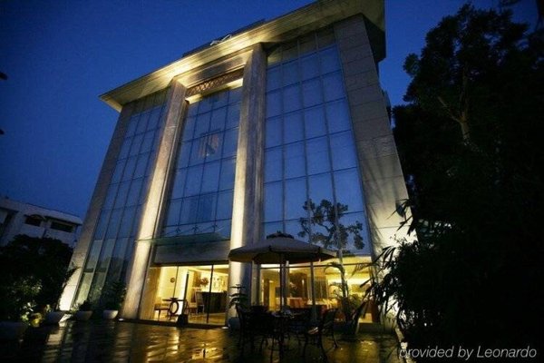 Горящий тур в Индию — отель The Muse Sarovar Portico Nehru Place Delhi (Нью-Дели)