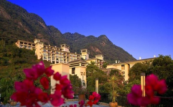 Горящий тур в Китай — отель Pattra Resort Hotel (Гуанчжоу)